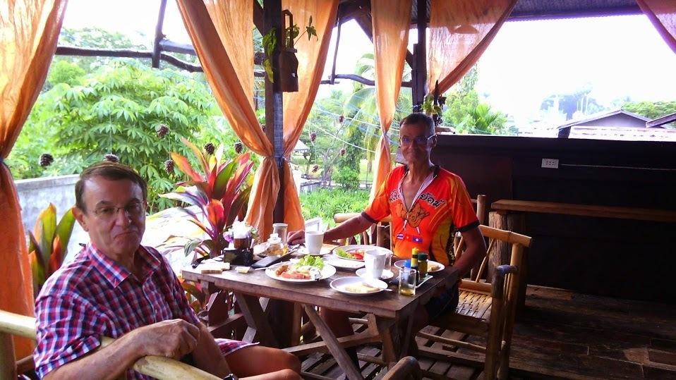 The Likeview Guesthouse Mae Hong Son Exteriör bild