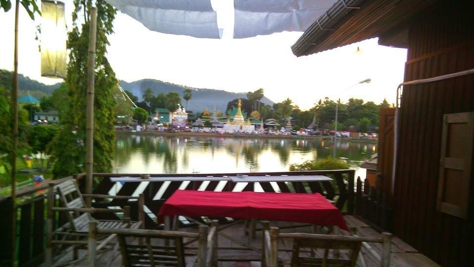 The Likeview Guesthouse Mae Hong Son Exteriör bild